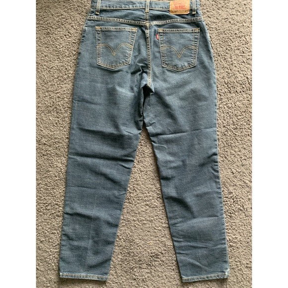 Levis 550 Classic Relaxed Stretch Womens Sz 12 MISS M  Medium Wash Denim Jeans - Picture 1 of 7